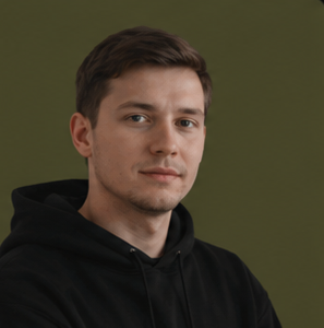 Денис Романюк